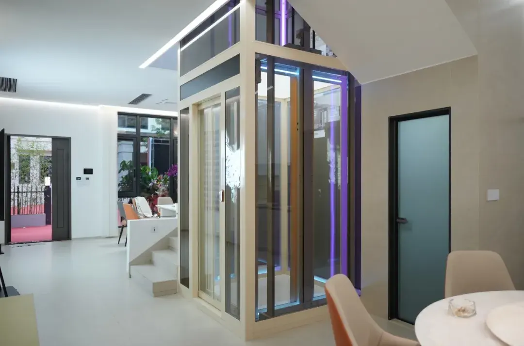 Franz Opening | Shantou Flagship Store, Creating an Immersive Private Elevator Experience — photo 10