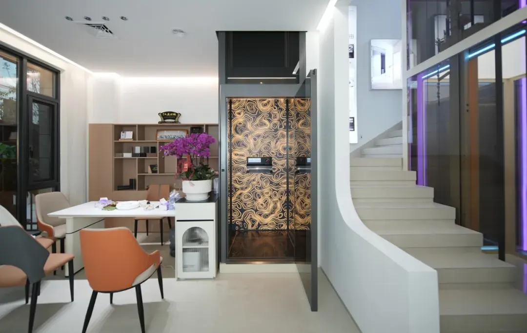 Franz Opening | Shantou Flagship Store, Creating an Immersive Private Elevator Experience — photo 11