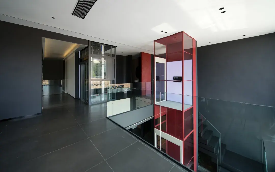 Franz's Store Opening Spree | Jiangmen Showroom: Profound Aesthetics in a Rational Space — photo 7
