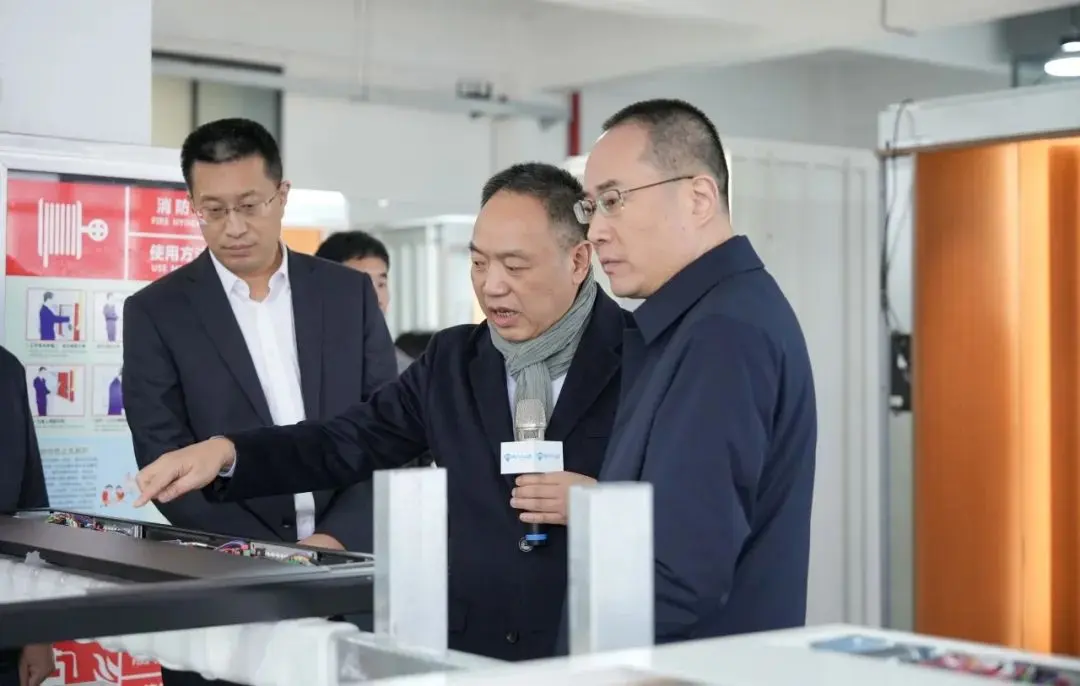 Zhangjiagang Municipal Party Committee Secretary visits Franz to conduct research and witness a new era in the development of home elevators — photo 2